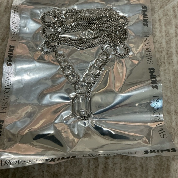 SKIMS Jewelry - ✨💎BNIB💎✨LIMITED EDITION SKIMS X SWAROVSKI BODY CHAINS! GIFTABLE.